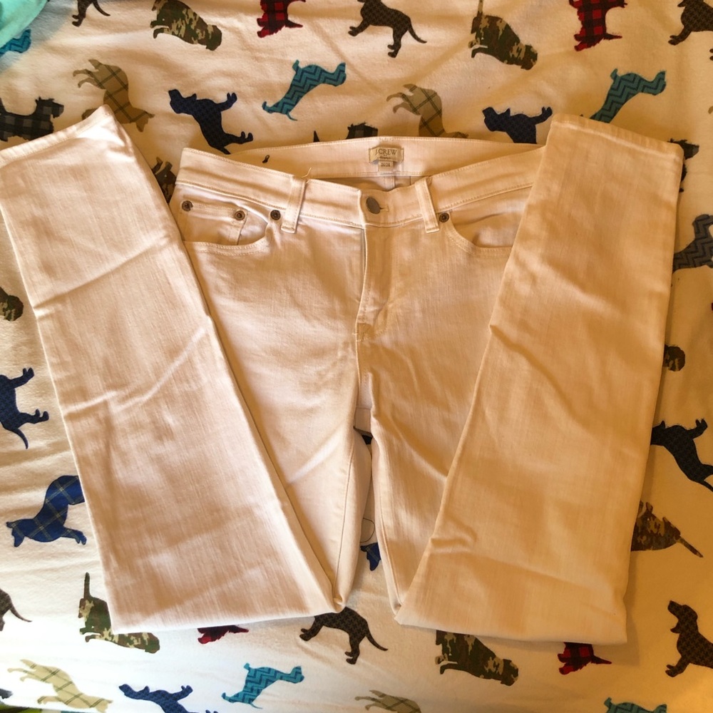 Size 26/28 white J Crew skinny jeans